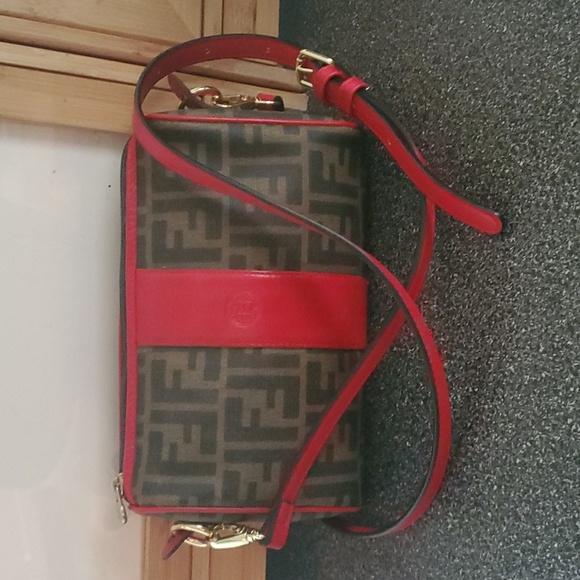 Fendi Bag - Picture 4 of 15